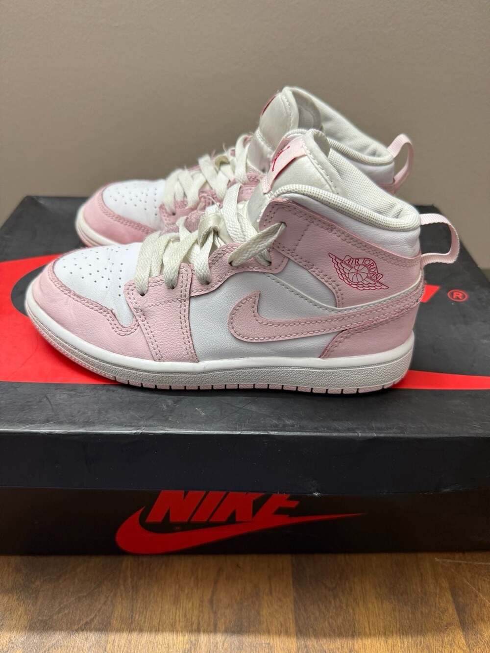 Nike Jordan 1 Mid Pink Foam White Fire Red Little Kids Shoes